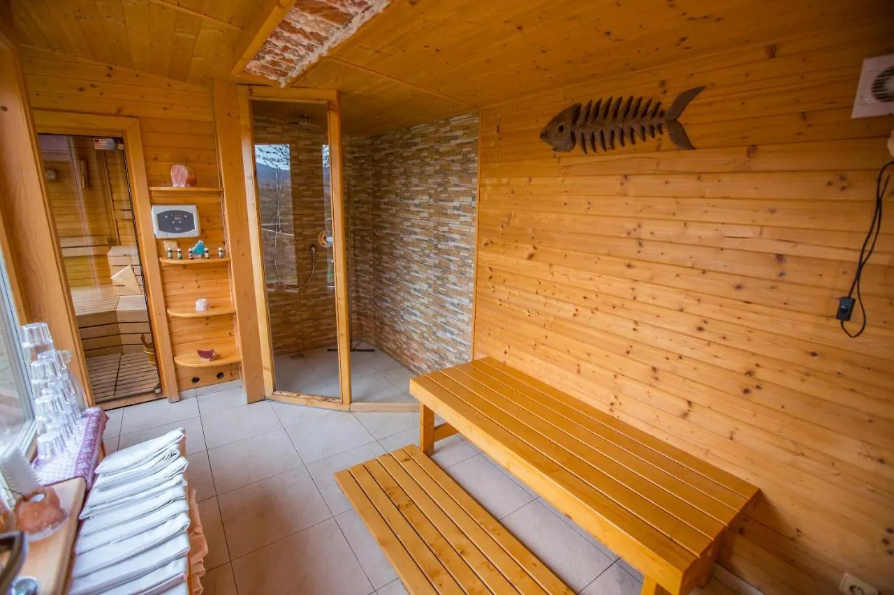 Happy House Apartments & Sauna Špindlerŭv Mlýn 4*,  Çek Cumhuriyeti