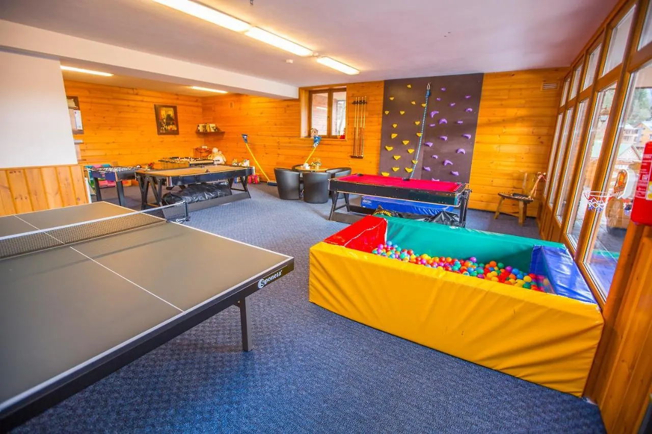 **** Apart Otel Happy House Apartments & Sauna Špindlerŭv Mlýn Çek Cumhuriyeti